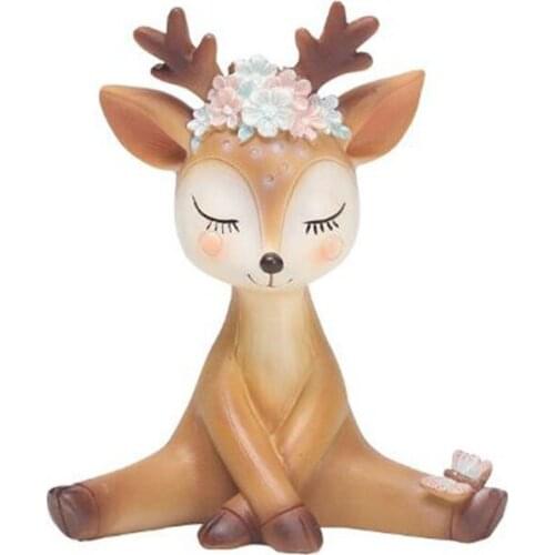 Resin Little Deer Decoration Crafts Figurines & Miniatures Cartoon Car Office Desktop Ornaments Creative Friend Birthday Gifts