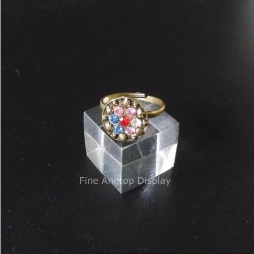 Clear small size acrylic ring holder jewelry display block for retail show 30x30x30mm