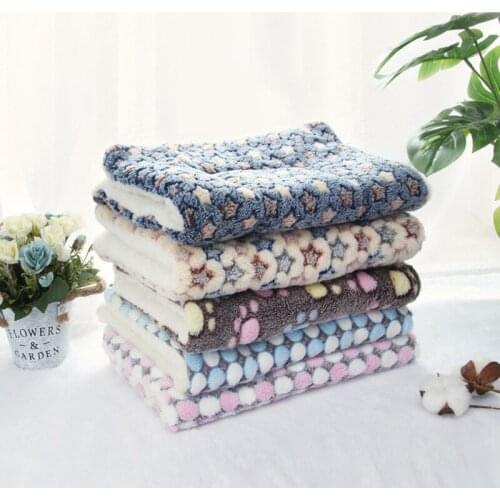 Pet Supplies Dog Cushion Thickened Autumn and Winter Warm Cat Puppy Bed Non-slip Pet Blanket Sofa Cushion Cat Accessories Nest