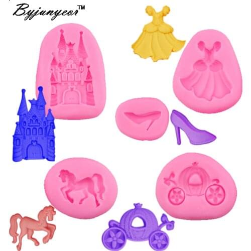 Byjunyeor C103 Skirt Princess Coach Dress Horse UV Resin Silicone Mold Fondant Chocolate Candy Lollipop Crystal Epoxy Soft Clay