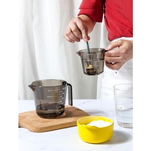 Plastic measuring cup transparent with scale small measuring cup milk tea kitchen household baking metering set 500ML