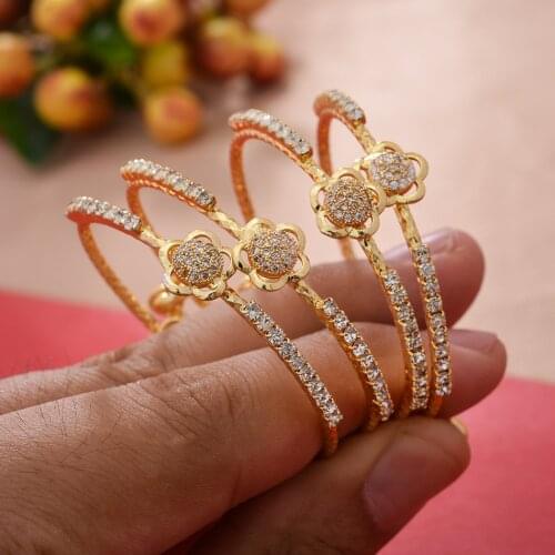 4pcs/Lot Gold Bangles 3-14 years old Baby Girls Dubai Kids Bangles Jewelry Arab Middle Eastern African Fashion Metal Bangle
