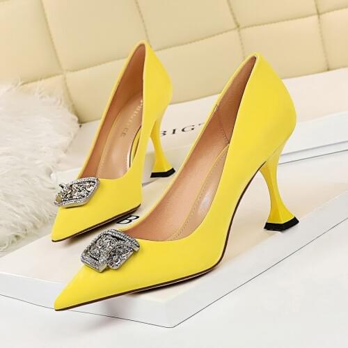 UMMEWALO High Heels Shoes Women PU Leather Pointed Toe Pumps Design Ladies Shoes New Arrival