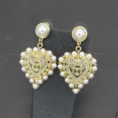Baroque Luxury Vintage Full Women bow earrings Pearl Big Love Heart Drop Earrings Gold Color Metal Geometric Lady Earrings Gift