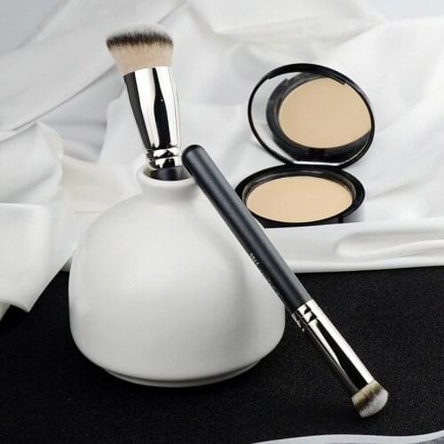 Makeup Brushes Powder Foundation Liquid Concealer BB Cream Brush Dense Angled Synthetic Hair Makeup Brushes Tools