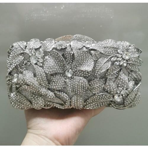 New Arrival Silver Floral Women Clutches Bags Luxury Rhinestone Diamond Flower Purses Bridesmaid Female Mini Phone Minaudiere