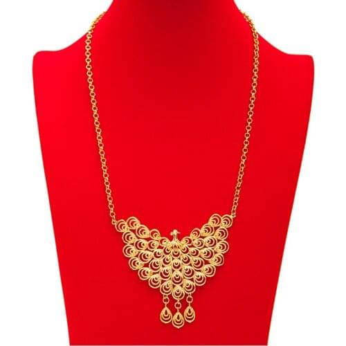 WIBERN Gold Pendants
