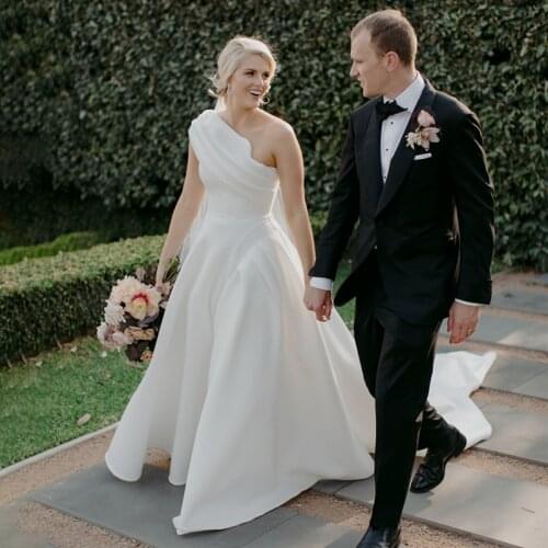 YASHANG Women's Dresses With A Train