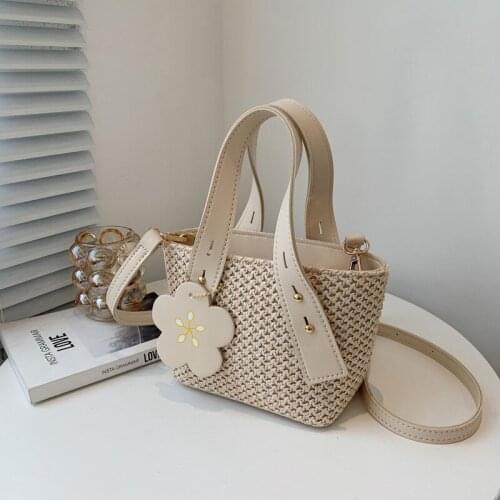 Women Bag 2021 Summer New Personalized Straw Bag Knitting Holiday Leisure Beach Bag Single Shoulder Slung Bucket Bag