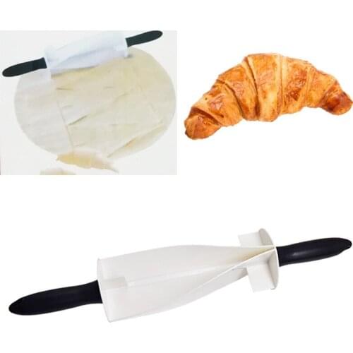 Croissant Cutter Roller Croissant Maker Plastic Roller Slices Perfect Shaped Pastry Dough Rolling Knife Kitchen DIY Baking Tools