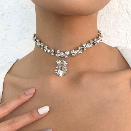 Lalynnly 2021 New Punk Hiphop Womens Thick Luxury Elegant Rhinestone Drop Pendant Choker Necklace Collar Wedding Jewelry N9004