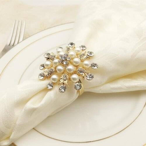 Christmas Snowflake Napkin Rings Holder for Wedding Napkin Buckles Serviette Party Restaurant Banquet Hotel Table Decoration