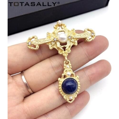 TOTASALLY Fashion Party Brooches Costume imitation pearls Vintage Cross Brooch Pins for Women Gift Jewelry Accessories Bijoux