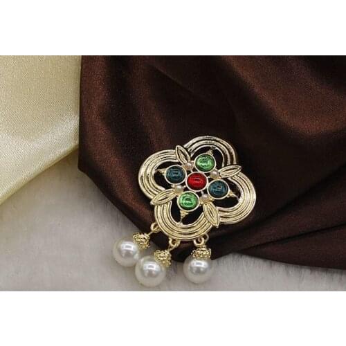 2021 New Creative Design Retro Baluo Palace Style Colorful Green Brooch Accessories