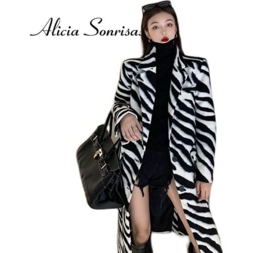 Alicia Sonrisas Women's Tweed Coats