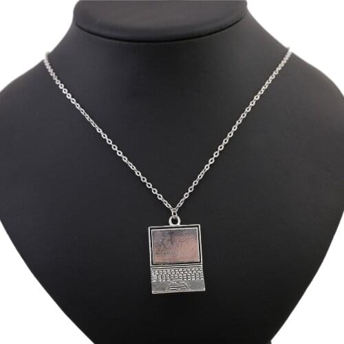 Retro Computer Hacker Item Necklaces Personality Sweater Chain Accessories Men and Womens Fashion Creative Jewelry Gifts