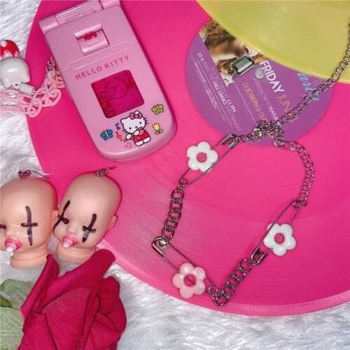 Y2K Flower Choker Necklace For Women Metal Vintage Charms Punk Harajuku Necklace Gossip Girl Poster 90s Jewelry Aesthetic Gifts