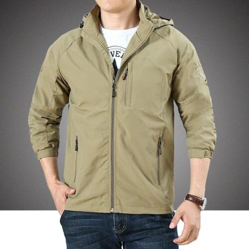 New Winter Warm Jacket Men Casual Thick Velvet Windproof Thermal Waterproof Hood Coat Jacket Male Parkas Outwear