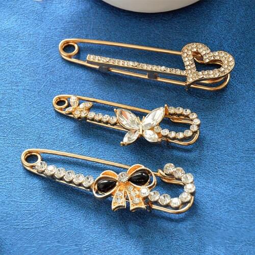 MZC New Crystal Hart Brooch Bowknot Pins for Women Scarf Hijab Pin Flower Brosh Tool Collar Pin Accessories Jewelry Party Gifts