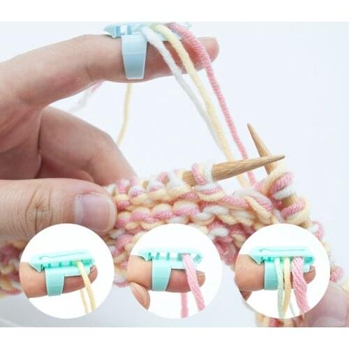 4pcs Finger Splitter Sweater Wool Knitting Tool Plastic 4 Yarn Guide Finger Splitter for Sweater Scarf Knitting Sewing Accessory