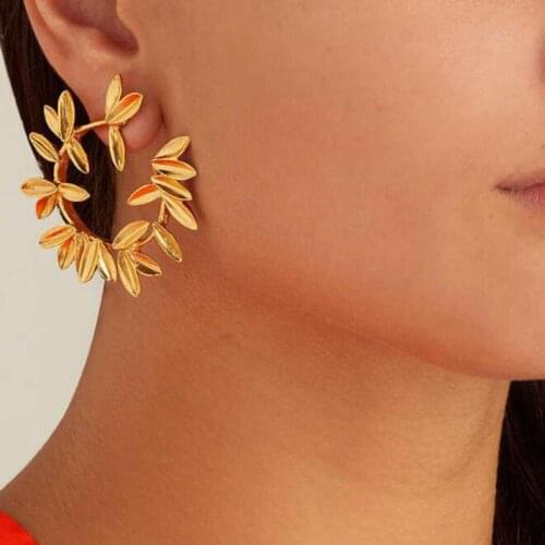 Korean New Design Fashion Jewelry Exquisite Copper Inlay Gold Color Flower Leaf Garland Women Earrings