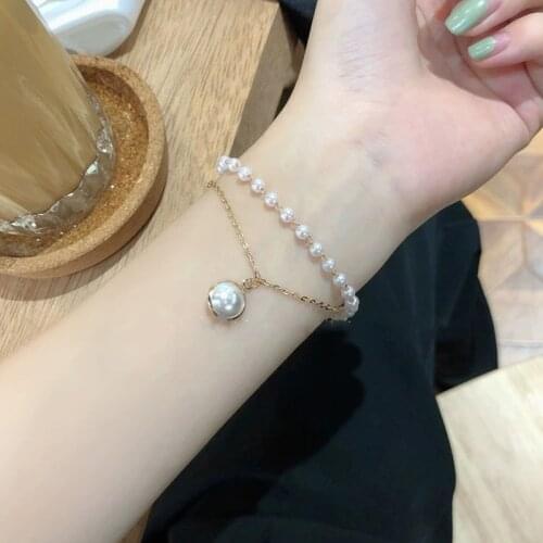 Simple Imitation Pearl Adjustable Multilayer Bracelets Ins Temperament Butterfly Pendant Bracelet For Women Charm Jewelry