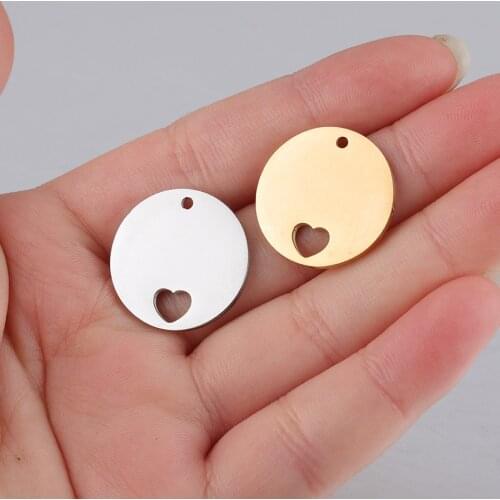 50Pcs 20MM Steel Color Stainless steel Pendant Round Shape with Heart Charms for DIY Women Jewelry Making Wholesale
