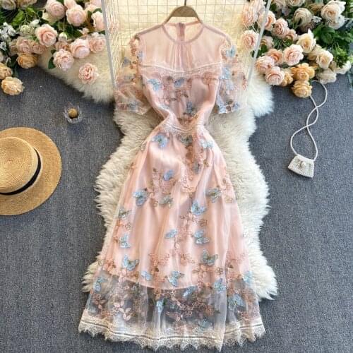 Fashion Runway Summer Flower Dress Women Short Sleeve Gorgeous Pink Mesh Flower Butterfly Embroidery Elegant Party Long Vestidos