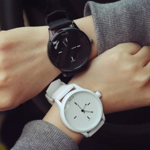 Simple black white quartz watches women minimalist design silicone strap wristwatch big dial womens fashion creative watch