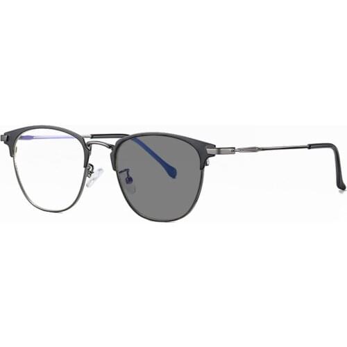 Retro Metal Photochromic Reading Glasses Magnifier Unisex Sun Automatic Discoloration Hyperopia Sunglasses for Women Men 0~+4.0