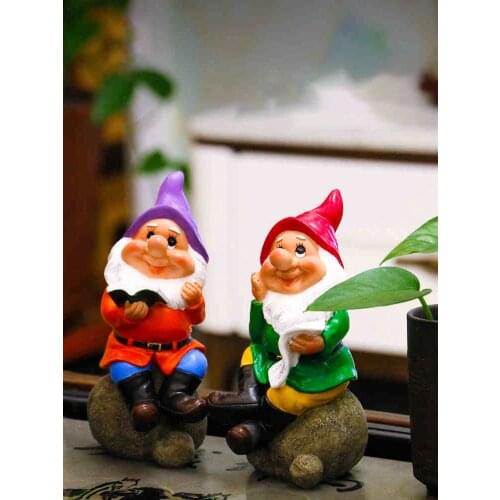 2PC Gnomes Who Study Hard Resin Elf Statue Dwarf Garden Decoration Cute Gardening Sculpture Office Home Decoration Accessories