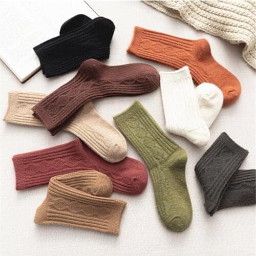 New Model Cotton Solid Color More Thick Women Socks Winter Warm Socks Cotton Breathable Sweat-absorbing wool Socks Women