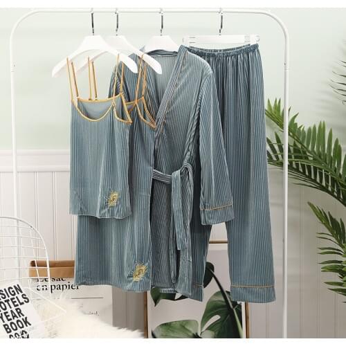 Women Pajamas 4 Pieces Velvet Sleepwear Pijamas Home Wear Clothing Embroidery Sleep Lounge Sets with Chest Pads Winter Pajamas