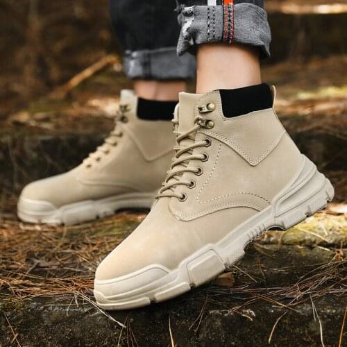 2021 New Fashion Men Boots Shoes Male Shoes Man Outdoor Comfy Classic Men Casual Boots