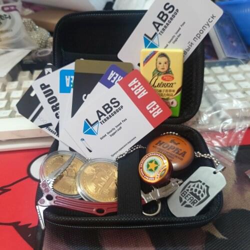 Escape From Tarkov Toy Key Card Access Card Collectors Edition Collection Venus Vaseline LEDX Same Red Card Bitcoin Game Coin