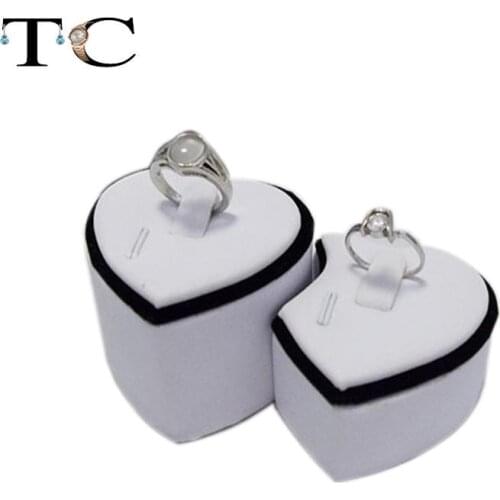 Wholesale Jewelry Display Ring Stand White PU Leather Lovers Rings Holder Jewellery Showcase Organizer Case Make Ring Show