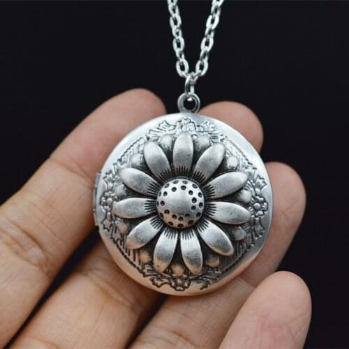 1pcs Daisy Lockets Pendant Charm Memory Lockets Necklace Christmas Gift For Wife Sister Bride Bridesmaid Wedding Jewelry XSH259