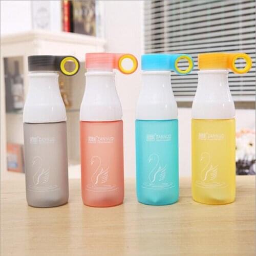Creative outdoor sports Water Bottle moisturizing beauty spray plastic hand kettle spray Bottle cooling water bottle