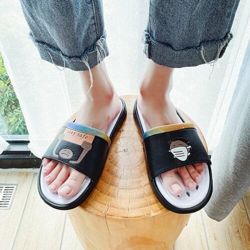 “Stay Safe”Slippers for Men Outdoor Comfortable Casual Shoes Male Soft Breathable Flip Flops Non-Slip Summer Beach Slides Men