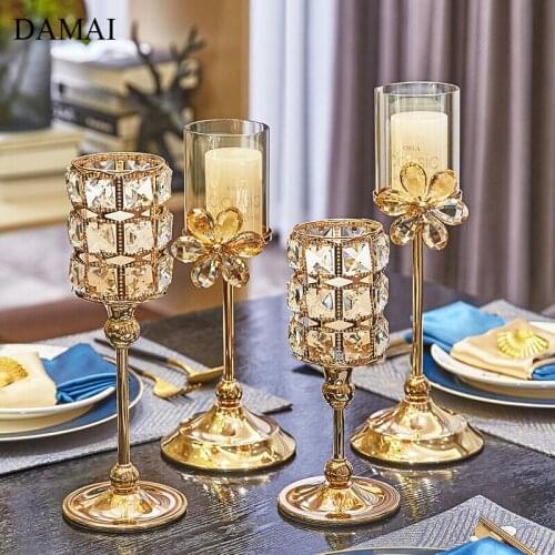 European Decor Vintage Candle Holder Relief Plating Craft Candelabra Dinner Desktop Decorative Candle Holders Home Decoration