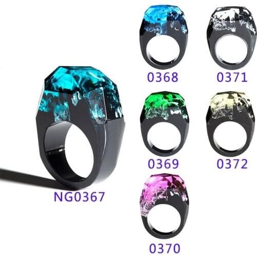 New Statement Ebony Wood Ring Magic Forest Charm Handmade Dried Flower Drip Resin Ring Jewelry for Men Women 2019 Hot Sale