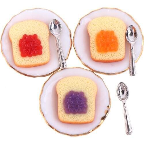 3Pcs 1/12 Scale Dollhouse Mini Toast With Small Plate Spoon Miniature Dollhouse Accessories Cute Decoration Toast kitchen toy