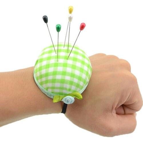 Plaid Grids Needle Sewing Pin Cushion Wrist Strap Tool Button Storage Holder