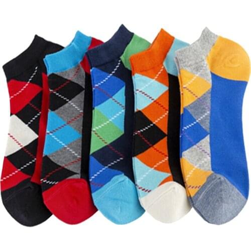 5 Pairs Hot Sale Casual Men Socks Short New fashion design Plaid Colorful happy Business Dress Cotton Socks Man size 39-46