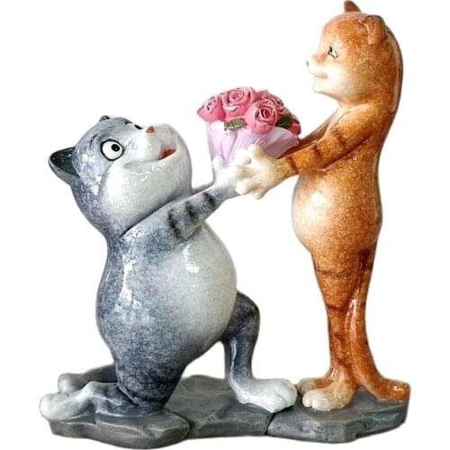 Honey Kiss Lovers Figure Abstract Cuddle Couple Miniature Home Decor Figurine Memory Sweetheart Gift Craft Ornament Accessories