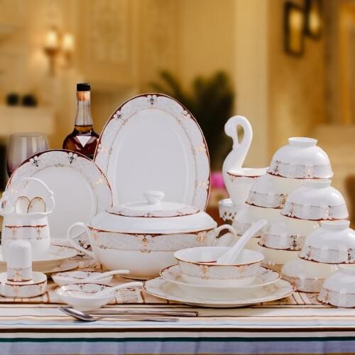 Jingdezhen 60 pieces Baroque ceramic dishes in Phnom Penh, European bone china tableware set