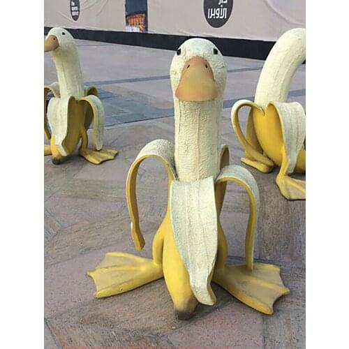 Art Banana Duck Creative Garden Decoration Sculptures Yard Garden Decor Vintage Ornament Home Statues Decoration Accessories