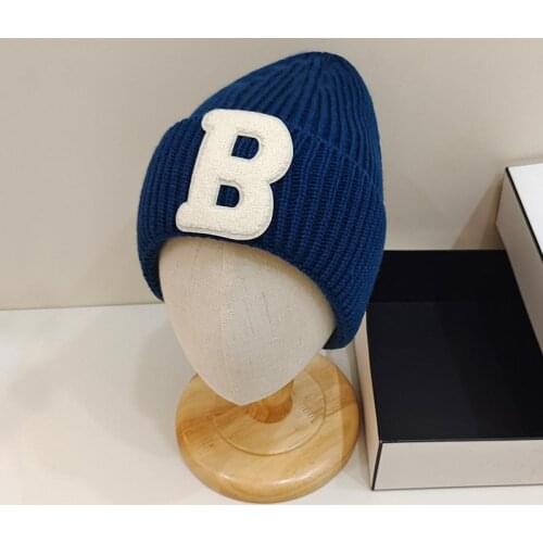 2021 Autumn and winter Acrylic Letter Thicken knitted hat warm hat Skullies cap beanie hat for Men and Women 33