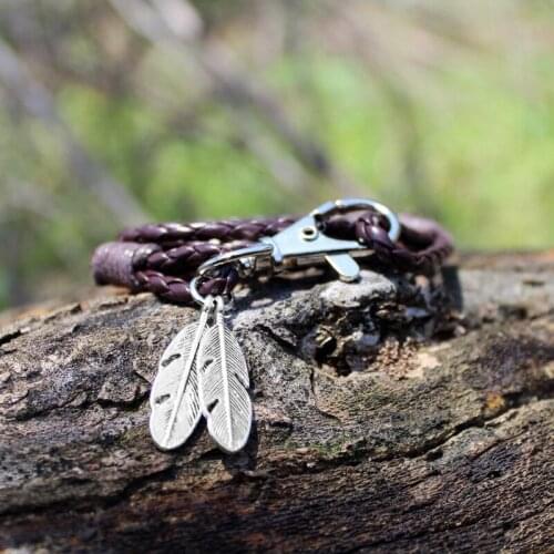Men Vintage Leaf Feather Multilayer Leather Bracelet Fashion Braided Bracelet Handmade Keychain Wrap Bracelets Male Gift
