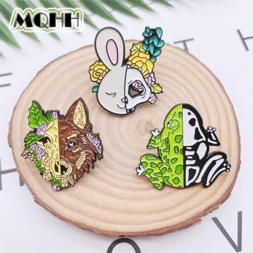 Creative Punk Animal Flower Enamel Pins Wolf Rabbit Frog Bones Alloy Brooch Badge Retro Accessories Woman Jewelry Gift For Kid